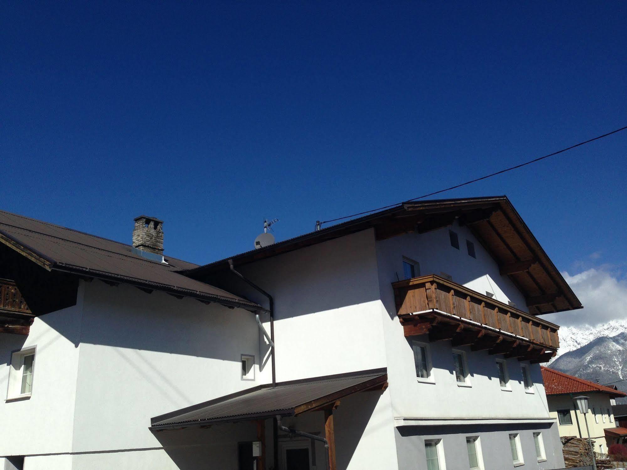 Appartement Gruenfelder Grinzens エクステリア 写真